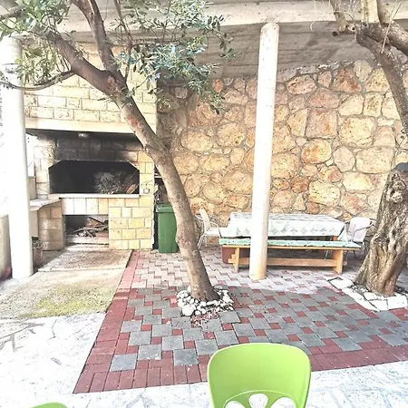 White Idyll, 3 Bedrooms, 3 Bathrooms, Terrace Apartment *