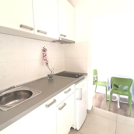 White Idyll, 3 Bedrooms, 3 Bathrooms, Terrace *