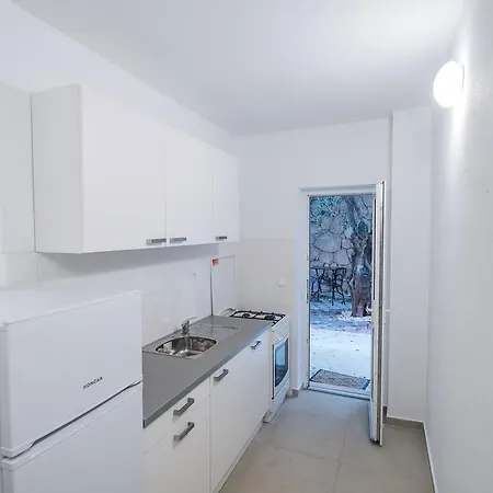 White Idyll, 3 Bedrooms, 3 Bathrooms, Terrace Appartement *